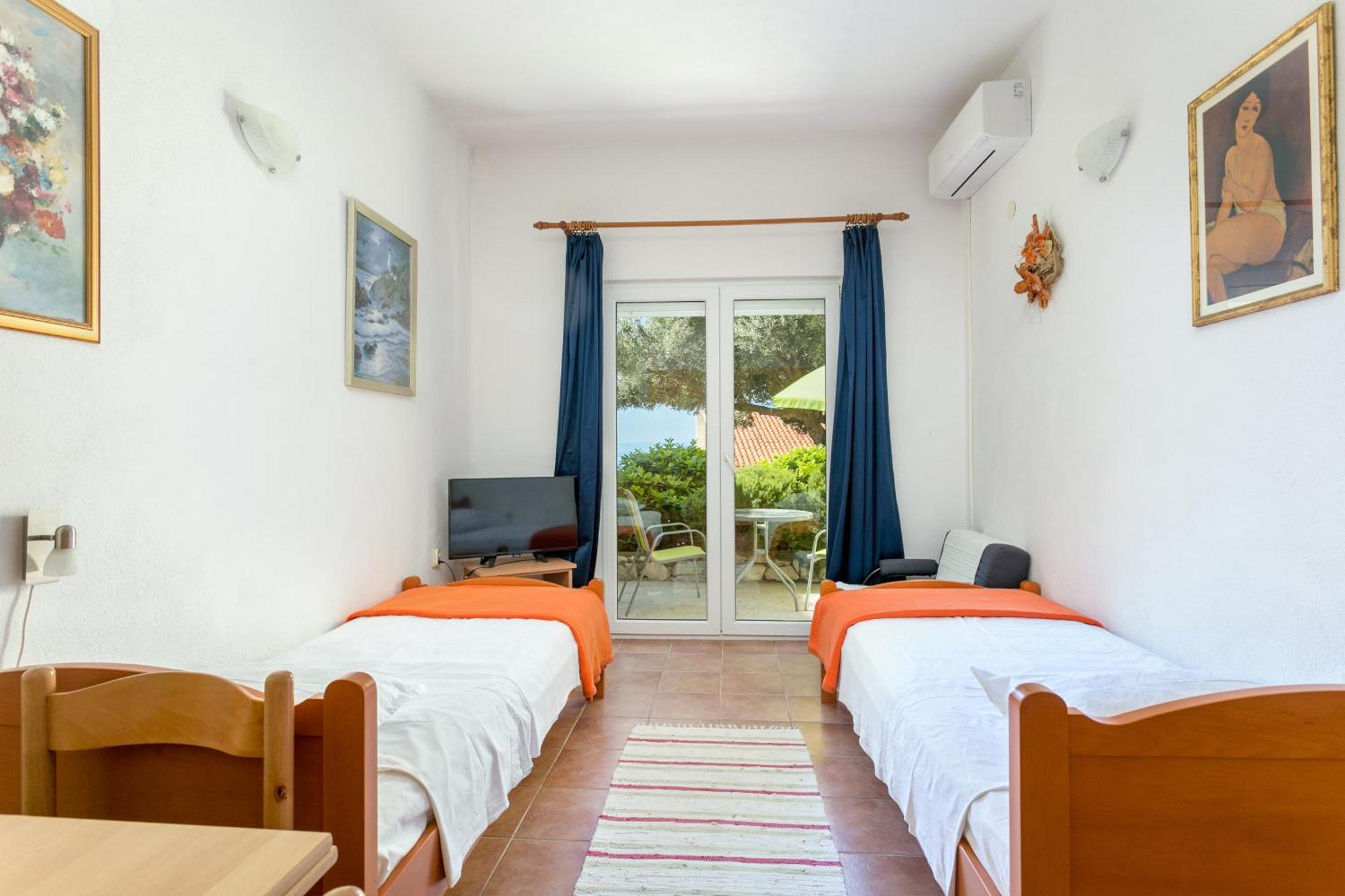 Apartments By The Sea Baska Voda, Makarska - 300 Habitación foto